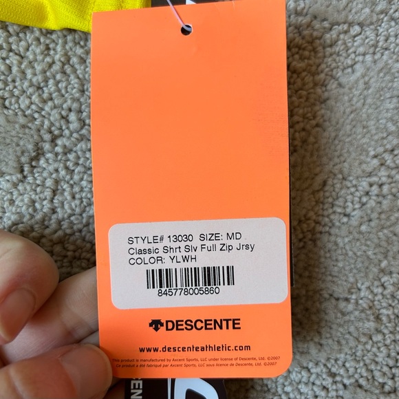 NWT Descente Short Sleeve Full Zip Yellow Bicycle Cycling Jersey Size Medium - Picture 4 of 7